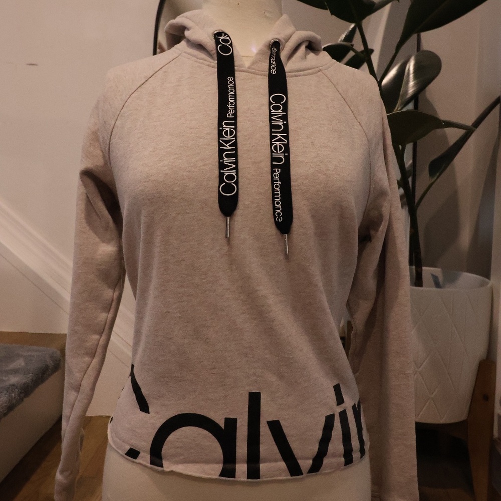 Calvin Klein performance hoodie size M